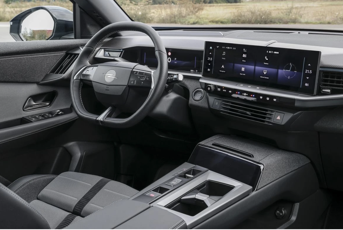 Ергономіка салону Opel Grandland: як створено комфорт водія