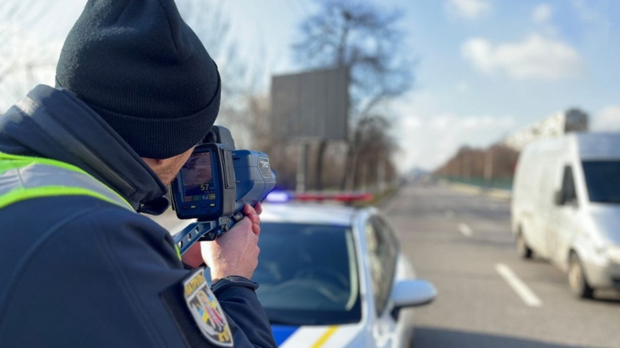 Штраф за швидкість можуть визнати недійсним: водіям розповіли про законний спосіб