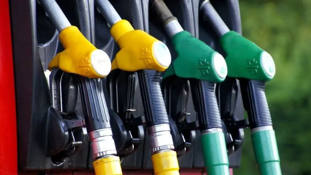Автогаз продовжує дешевшати – цінники на АЗС падають дедалі нижче