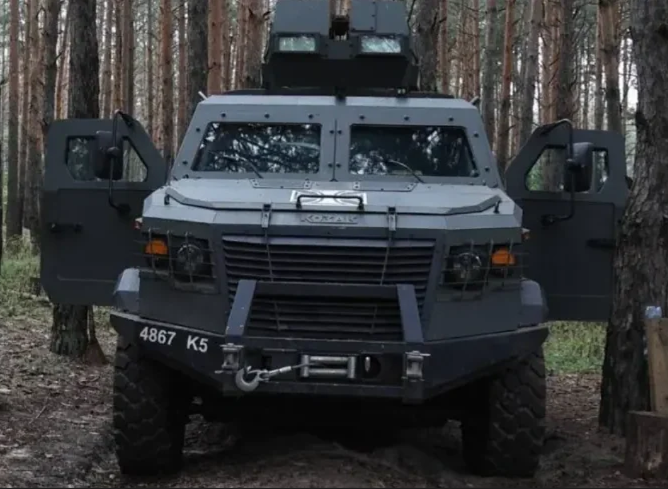 Український броньовик Козак-5 почали передавати в ЗСУ: що це за машина (відео)