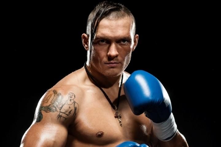 Усик офіційно позбувся всіх чемпіонських поясів у надважкому дивізіоні
