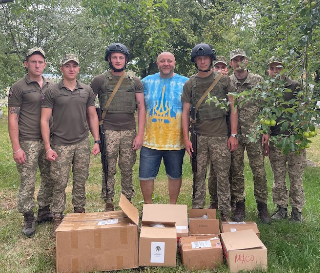 ЗАХИСНІ ШОЛОМИ ТА БРОНЕЖИЛЕТИ: «ДИЗЕЛЬ СТУДІО» ПІДТРИМУЄ УКРАЇНСЬКИХ ЗАХИСНИКІВ